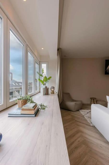 Juan - Stijlvol Appartement Met Uitzicht Op De Kaai 奥斯滕德 外观 照片